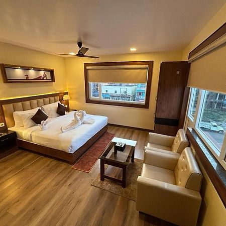 Hotel Golden Orbit Āsansol Zewnętrze zdjęcie